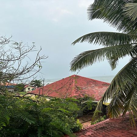 Hotel Salty Waves Baga Ngoại thất bức ảnh