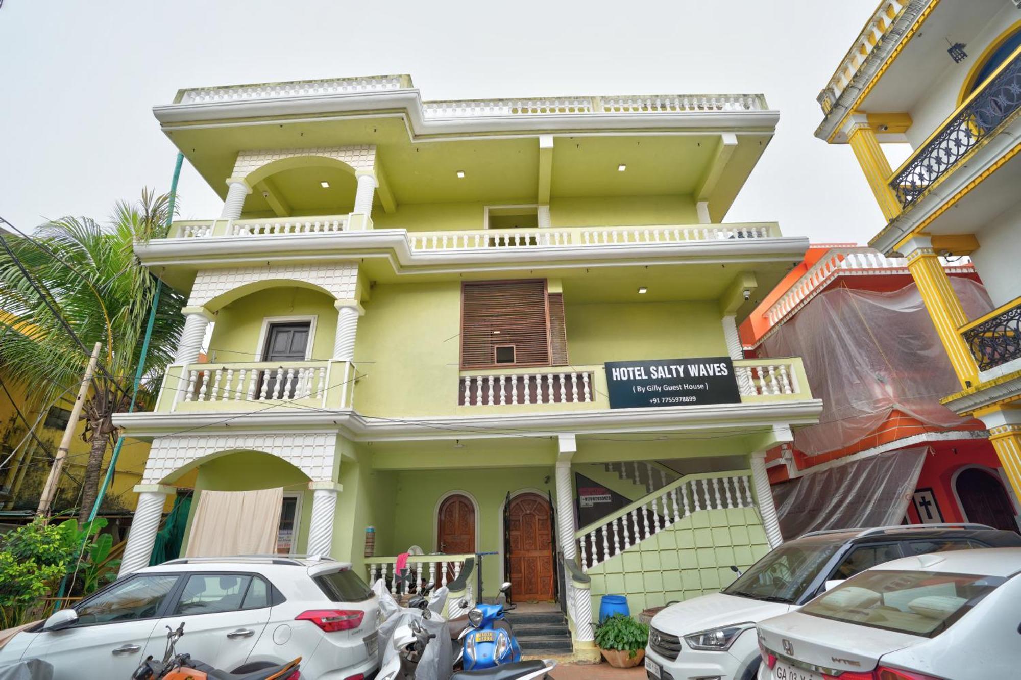 Hotel Salty Waves Baga Ngoại thất bức ảnh
