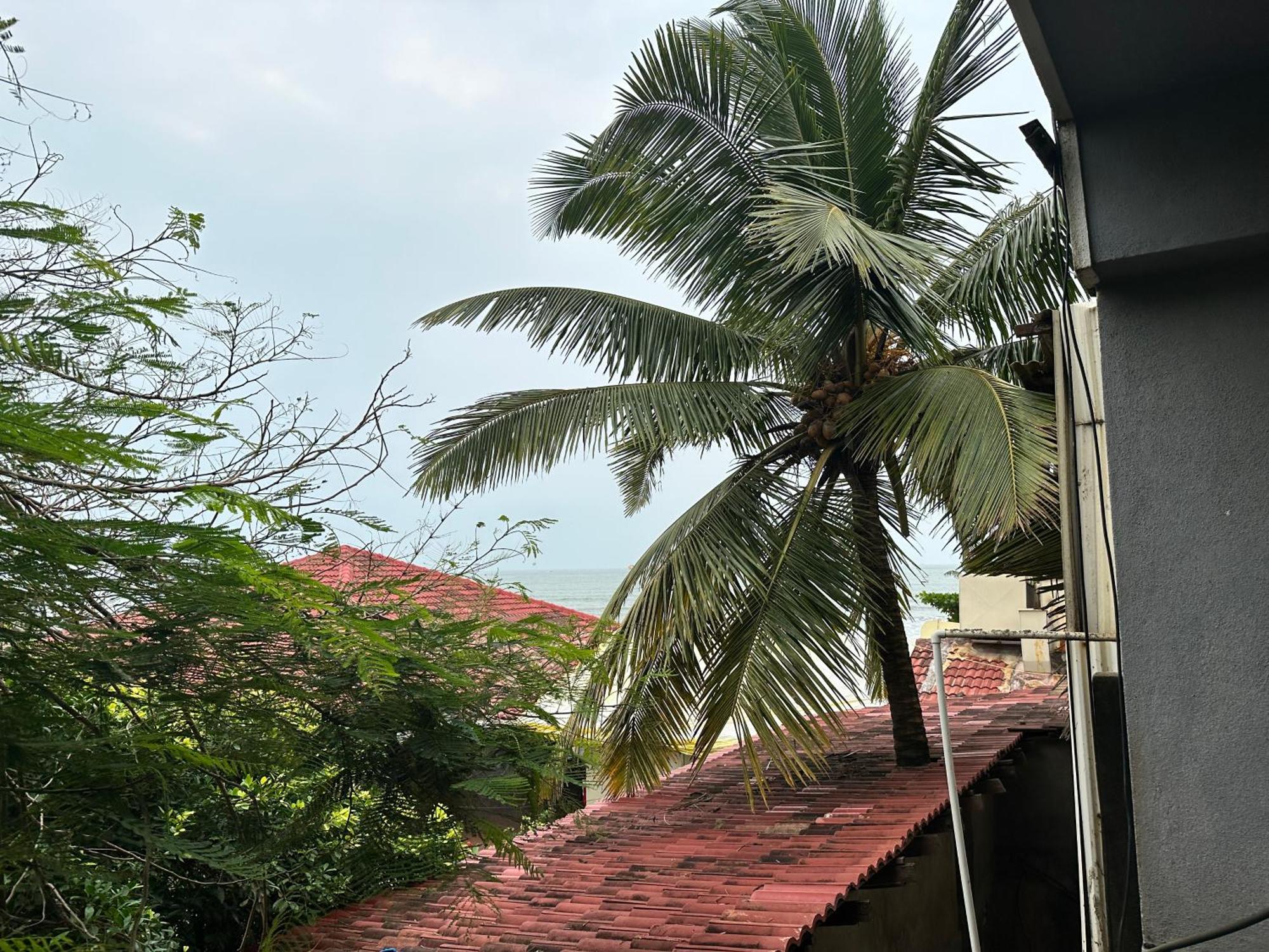 Hotel Salty Waves Baga Ngoại thất bức ảnh